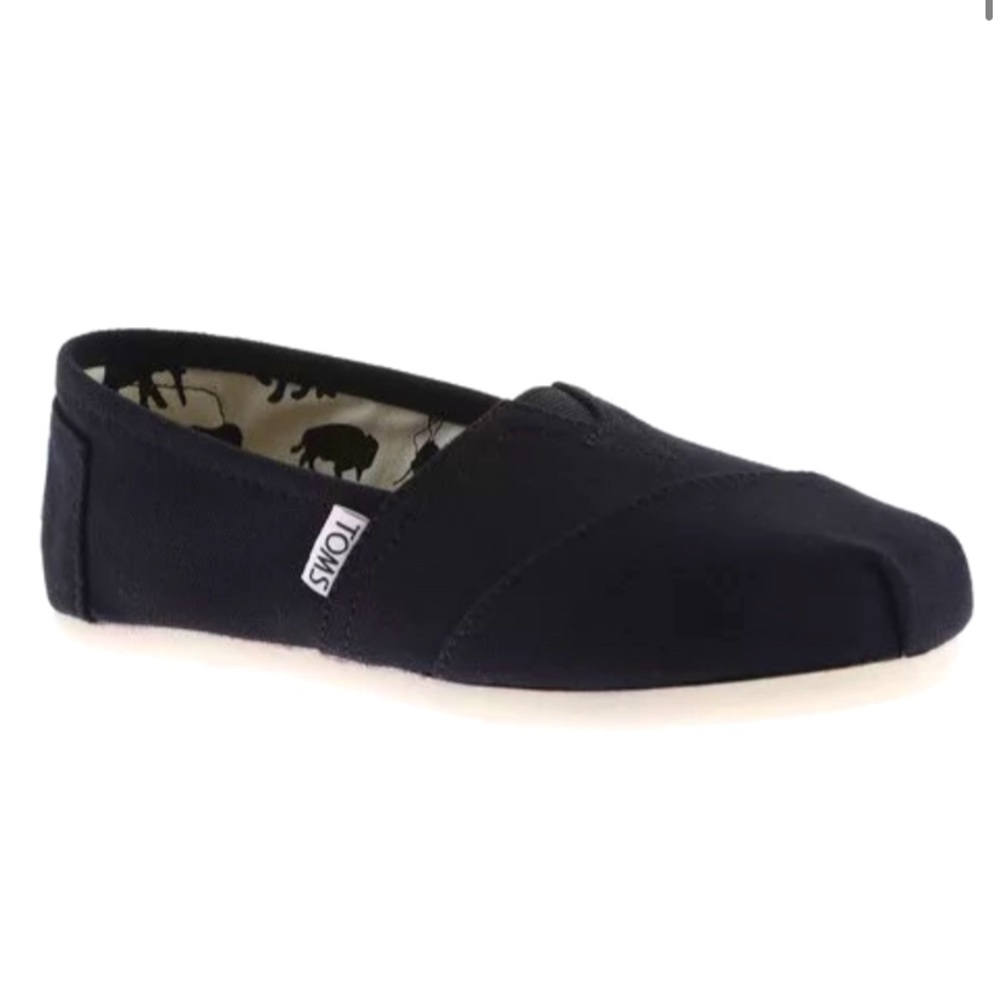 Pre loved Toms